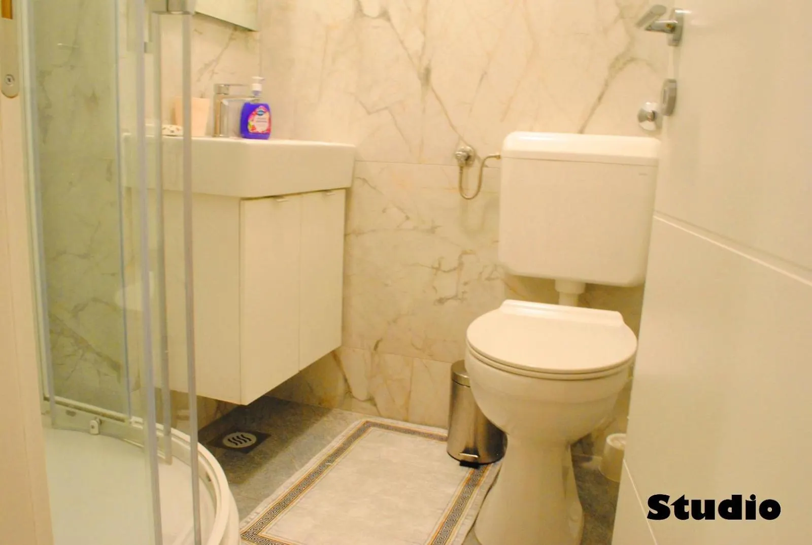 Sunshower Apartment And Studio Split Croatie
